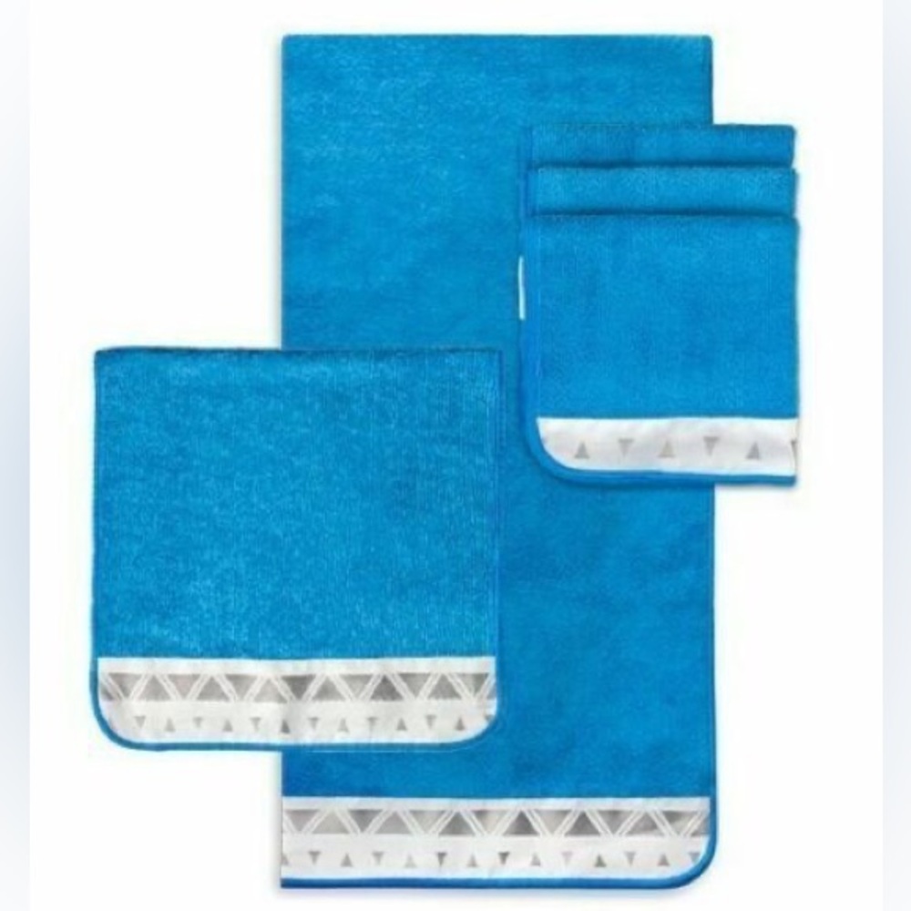 Norwex Set of Bath Towel, Hand Towel and 3pc Face and Body Towels